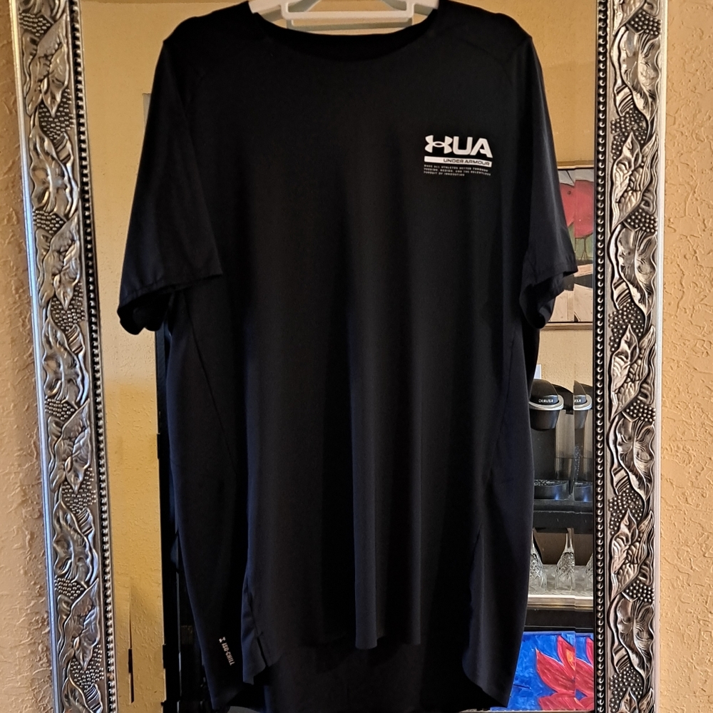 UNDER ARMOUR XL MENS heat Gear Men's Black Short Sleeve Tee